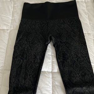 Soma Slimming Legging Size Medium